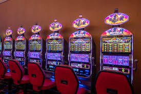 Program referral play777bet dengan bonus untuk mengajak teman bermain